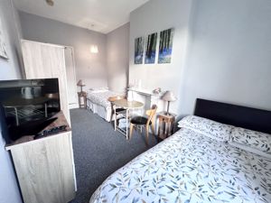 Photo 8- click for photo gallery